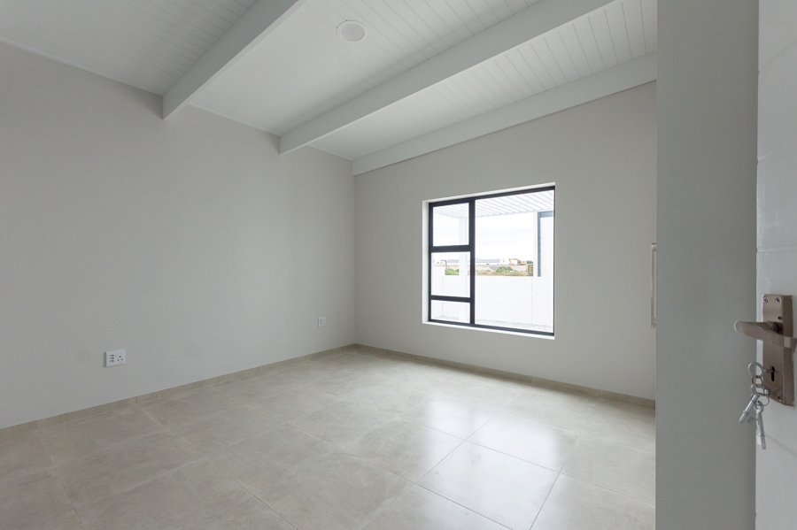 2 Bedroom Property for Sale in Brittania Beach Estate Western Cape